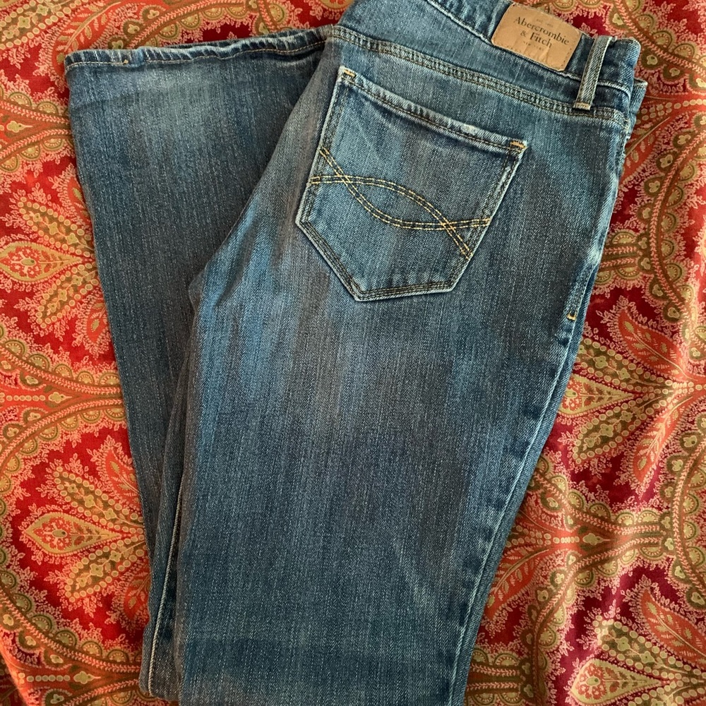 Abercrombie & Fitch boot cut jeans - Picture 2 of 4